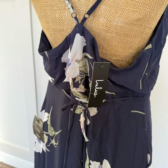 LULUS NWT All Mine Asymmetric Ruffle Maxi Wrap Dress Size Large Navy Floral - Picture 8 of 10